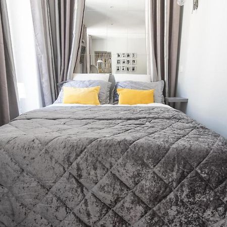 Le Petit Prince- Studio Cosy 2 Pers -Metro Valmy Lione Esterno foto